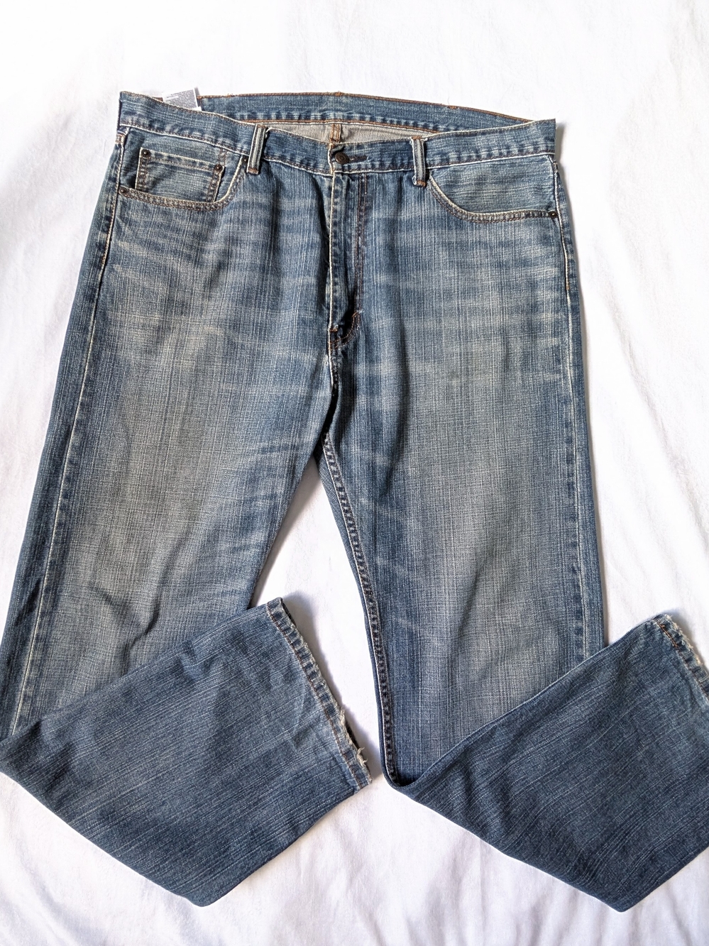 Mens Levis 505 Jeans Pants 40×32 Blue Straight Leg Denim Whiskered Lesotho
